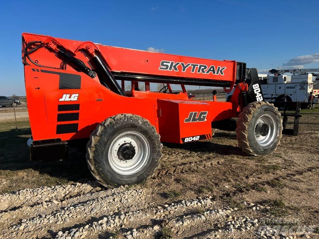 SkyTrak 8042 Телескопические погрузчики