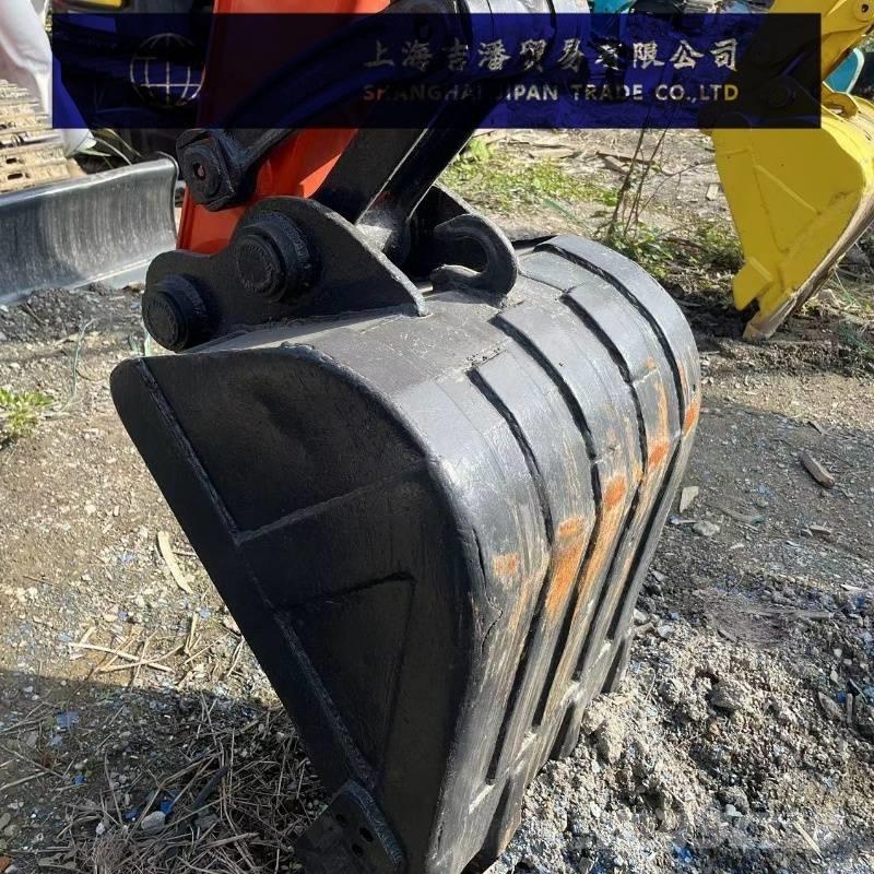 Kubota U 40 Гусеничные экскаваторы