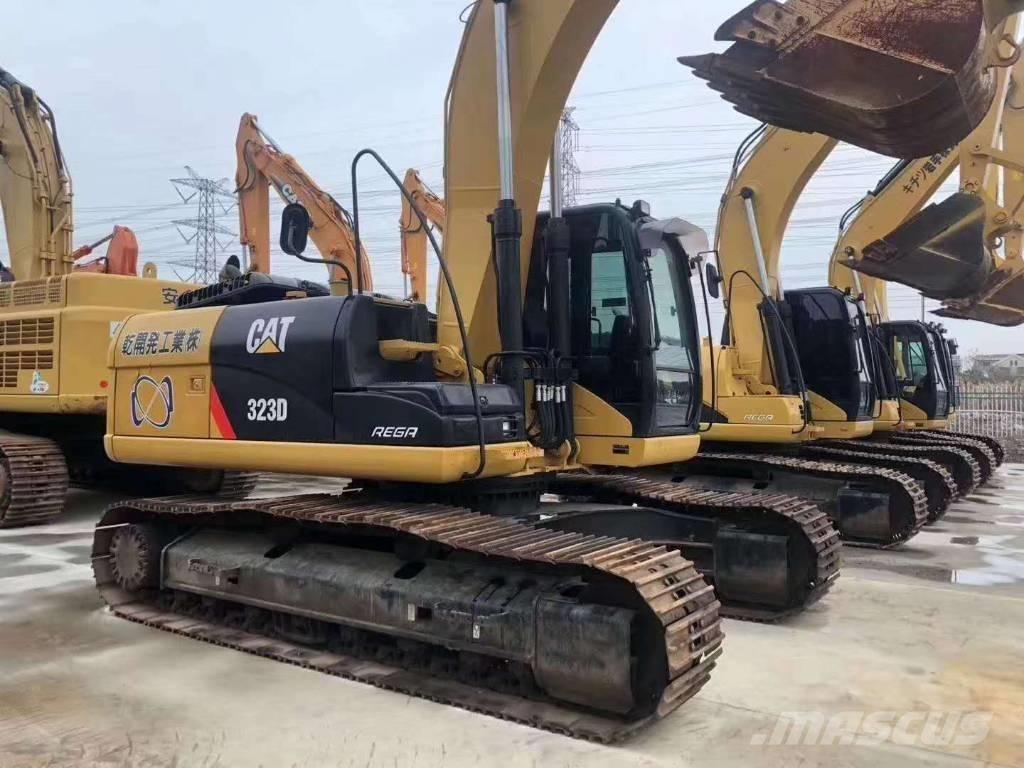 CAT 323 Гусеничные экскаваторы