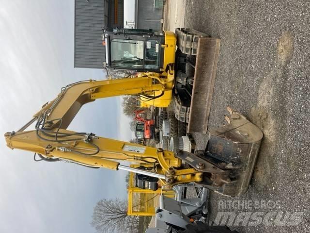 Komatsu PC80MR Телескопические погрузчики