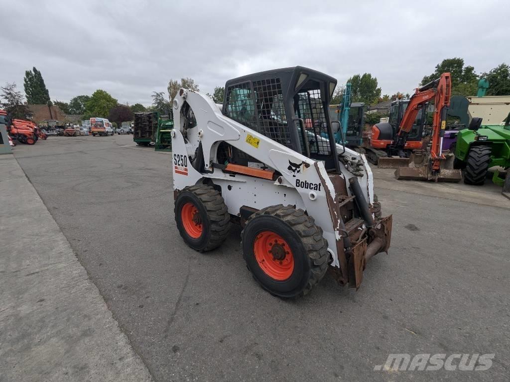 Bobcat S 250 Мини-погрузчики