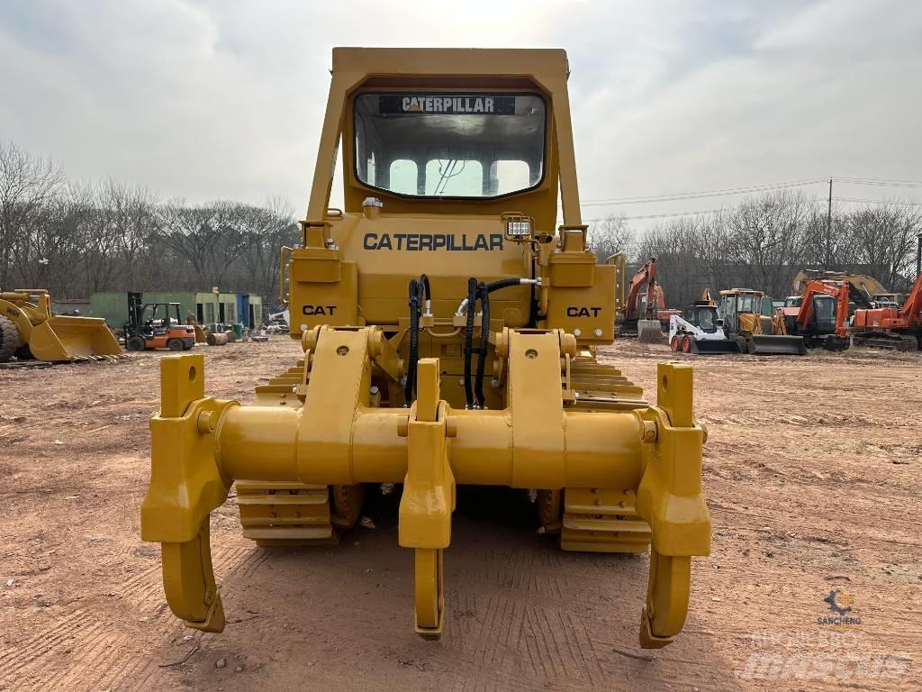 CAT D7G Гусеничные бульдозеры