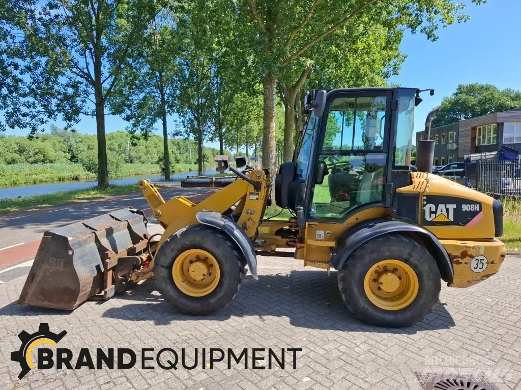 CAT 908H Фронтальные погрузчики