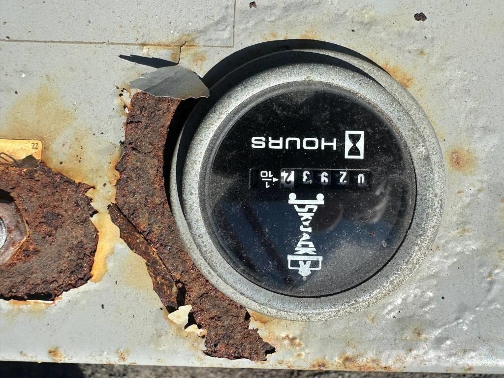 SkyJack SJ 3219 Ножничные подъемники