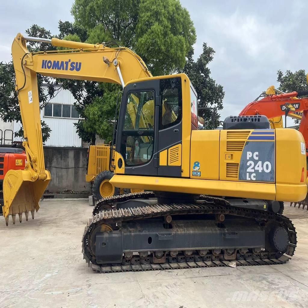 Komatsu PC 240 LC Гусеничные экскаваторы