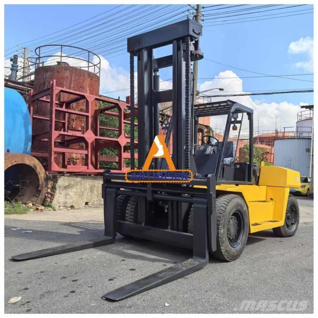 Komatsu FD150-7 Дизельные погрузчики