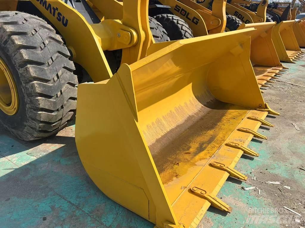 Komatsu WA 380 Фронтальные погрузчики