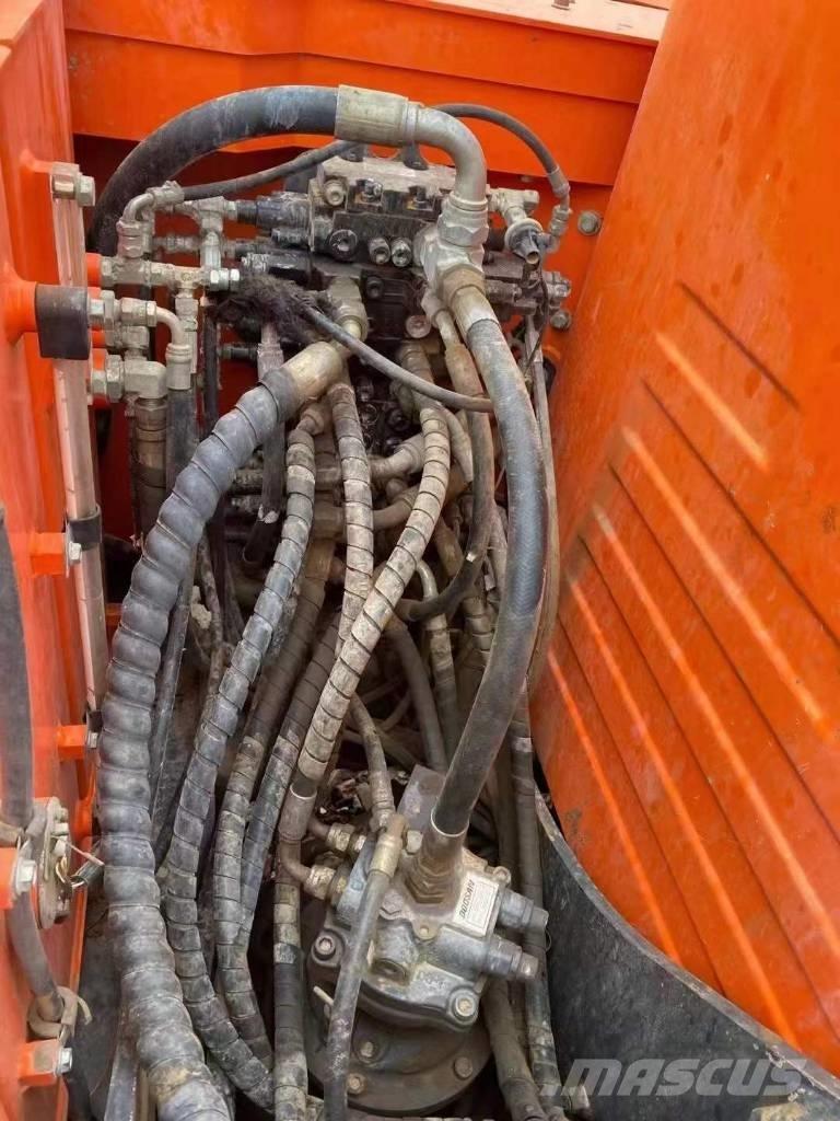 Doosan DX 75 Гусеничные экскаваторы