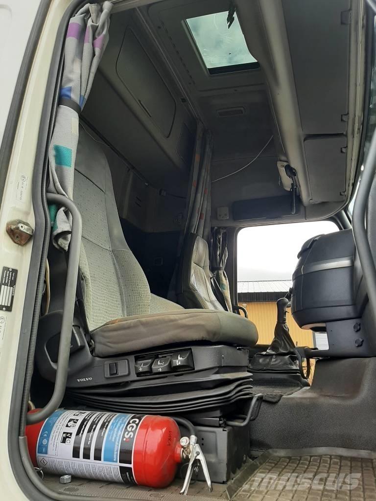 Volvo FH 12 Тентованные грузовики