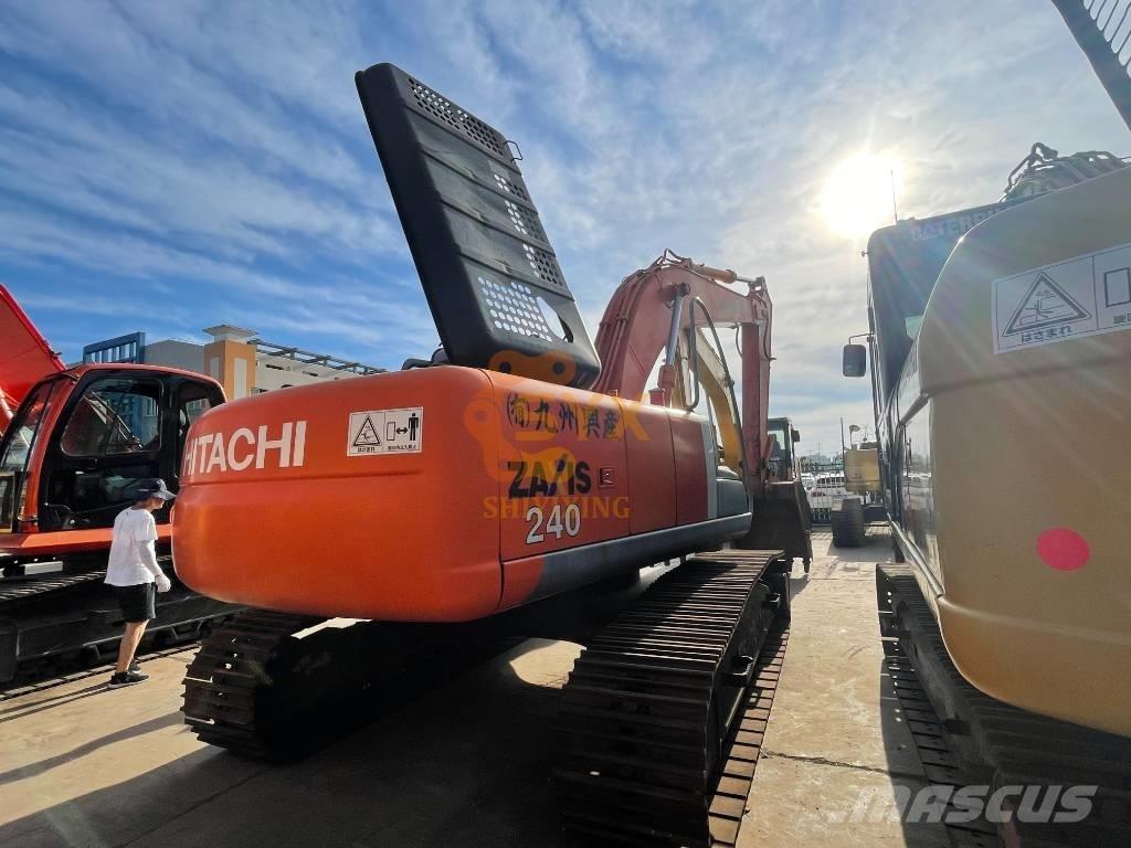 Hitachi ZX 240 Гусеничные экскаваторы