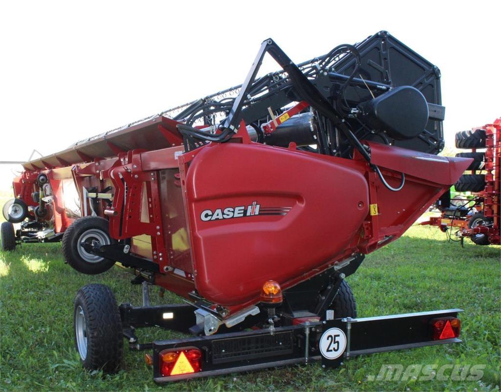 Case IH AF 8250 Зерноуборочные комбайны