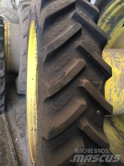 John Deere 6820 Шины и колёса