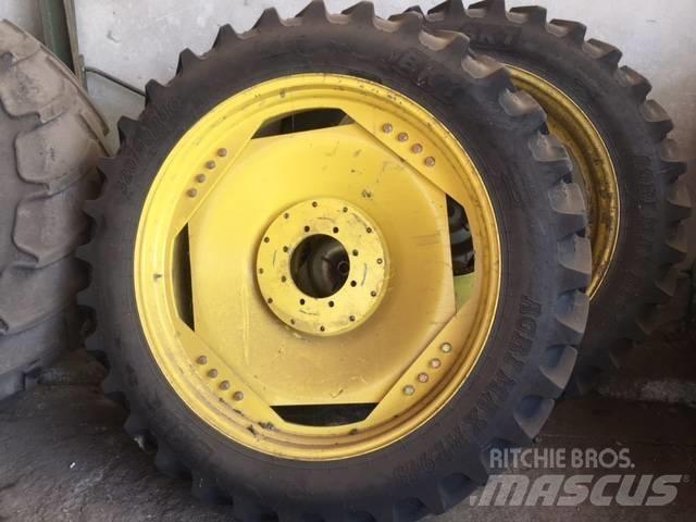 John Deere 6820 Шины и колёса