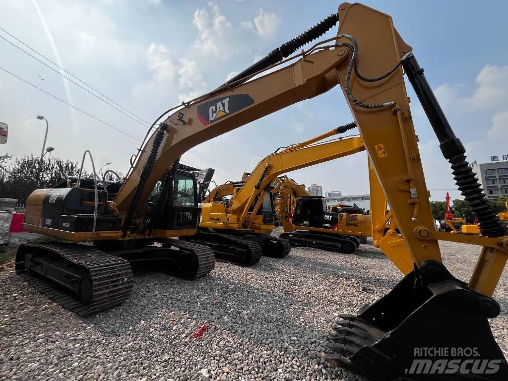 CAT CAT320D Гусеничные экскаваторы