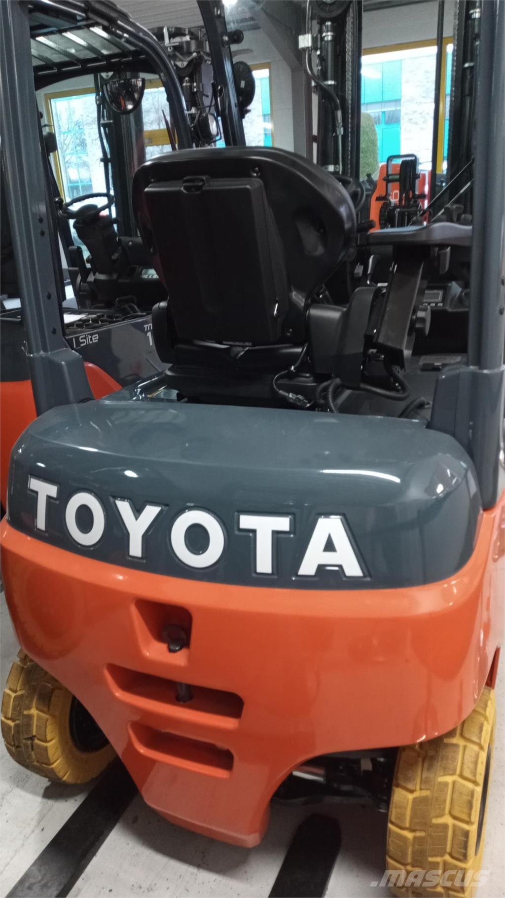 Toyota 8FBMK20T Электропогрузчики