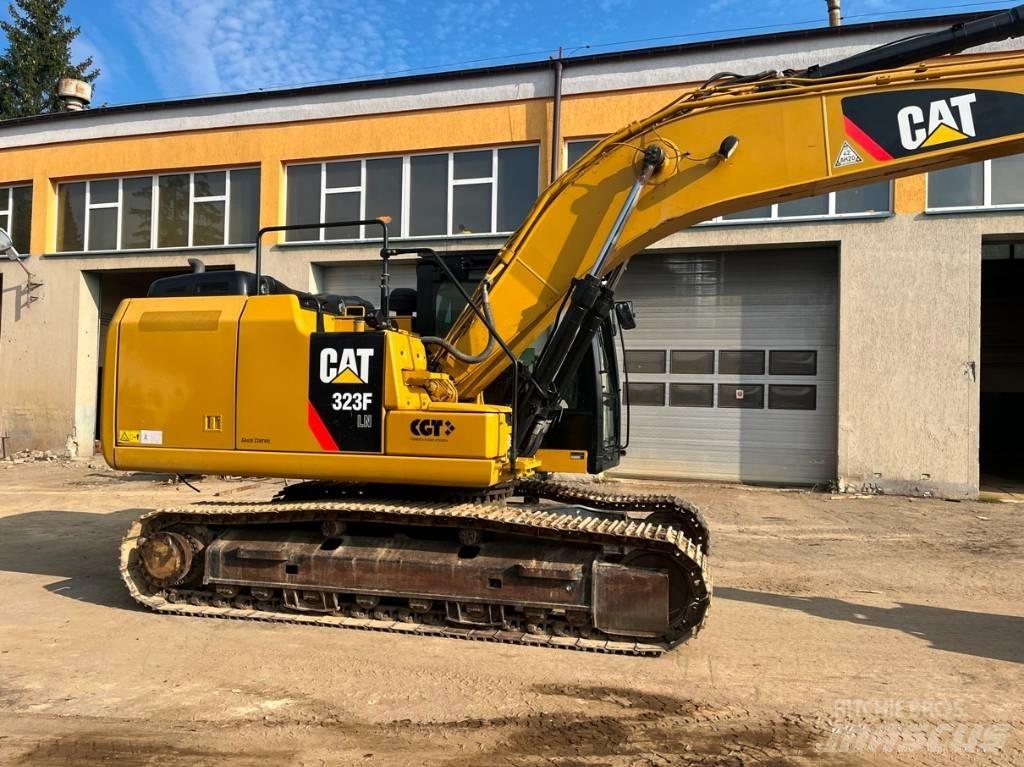 CAT 323 F LN Гусеничные экскаваторы