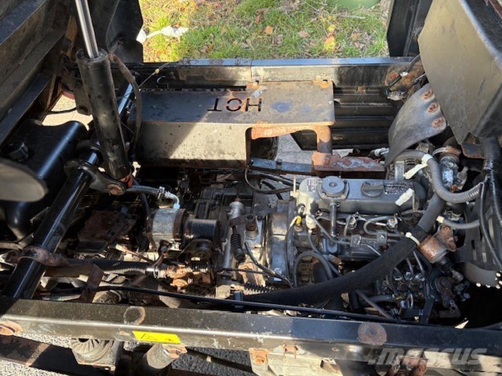 Kubota rtv900 Трактора