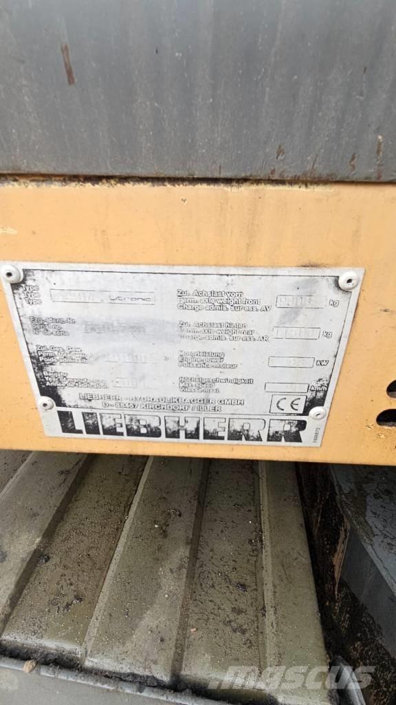 Liebherr 904 Колёсные экскаваторы