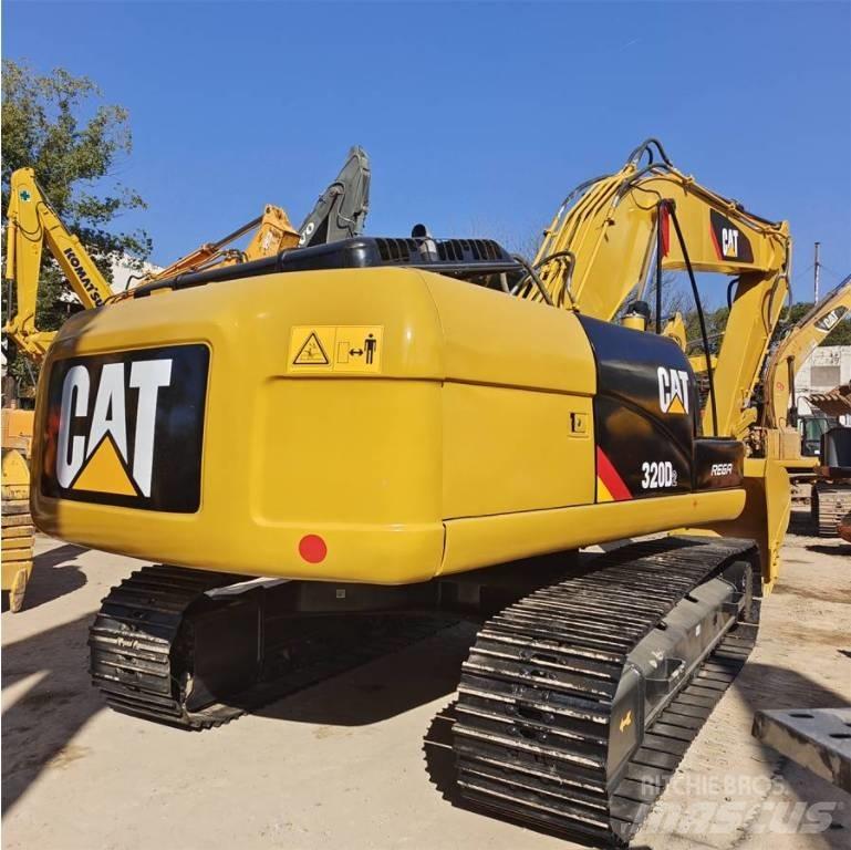 CAT 320 D 2 Гусеничные экскаваторы