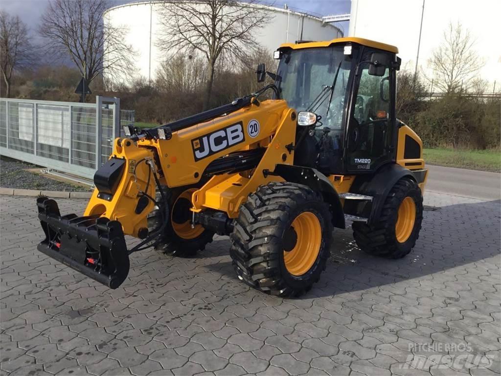 JCB TM 220 Agri Телескопические подъемники