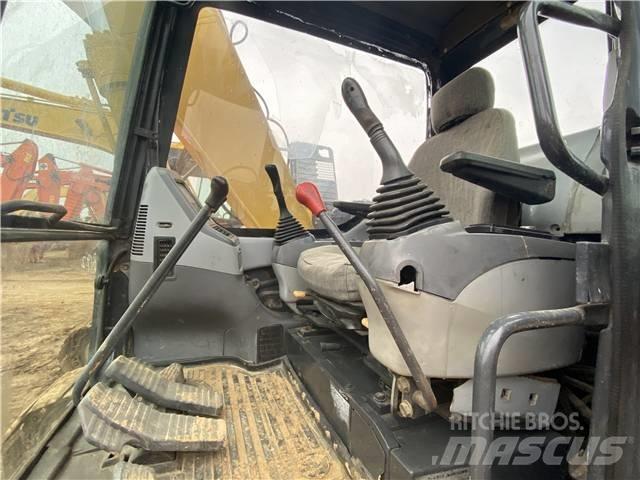 Komatsu PC138US Гусеничные экскаваторы