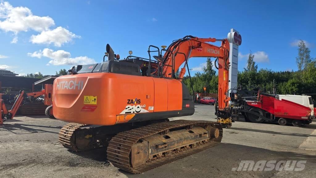 Hitachi ZX 210 LC-6 Гусеничные экскаваторы
