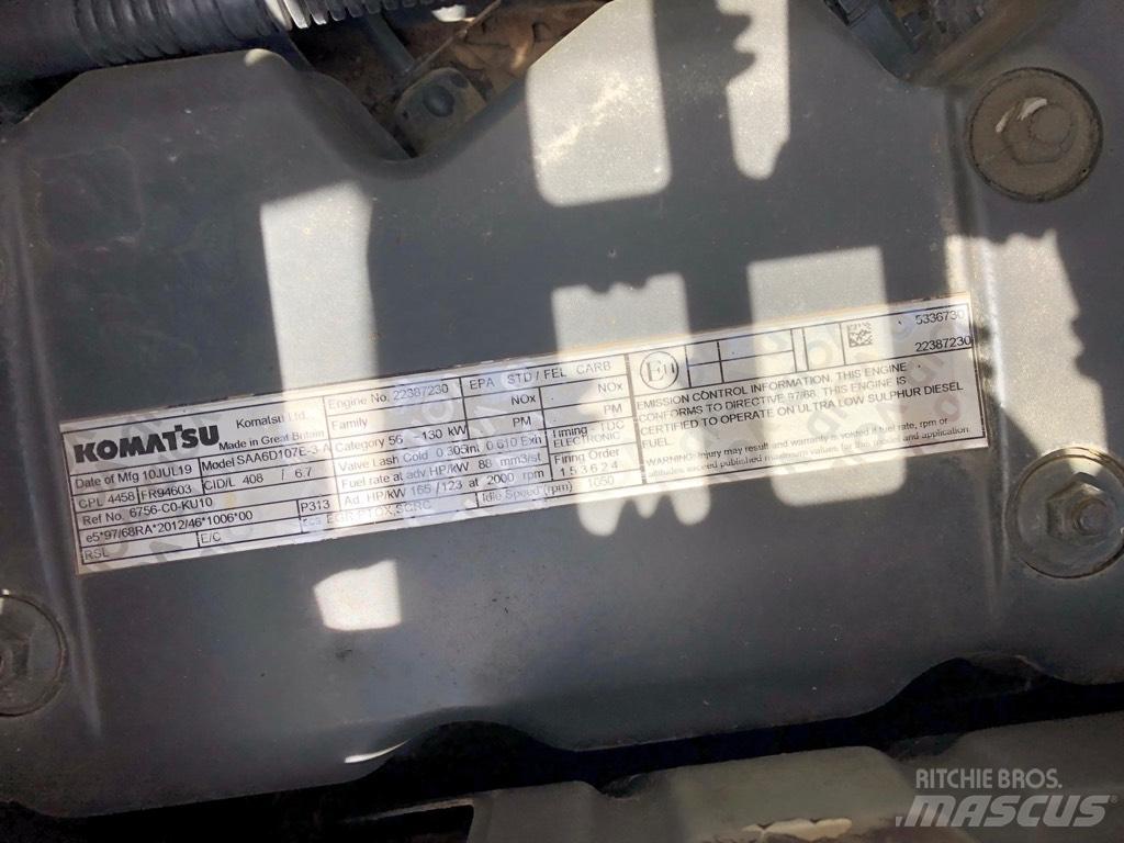 Komatsu PC210LC-11 Гусеничные экскаваторы