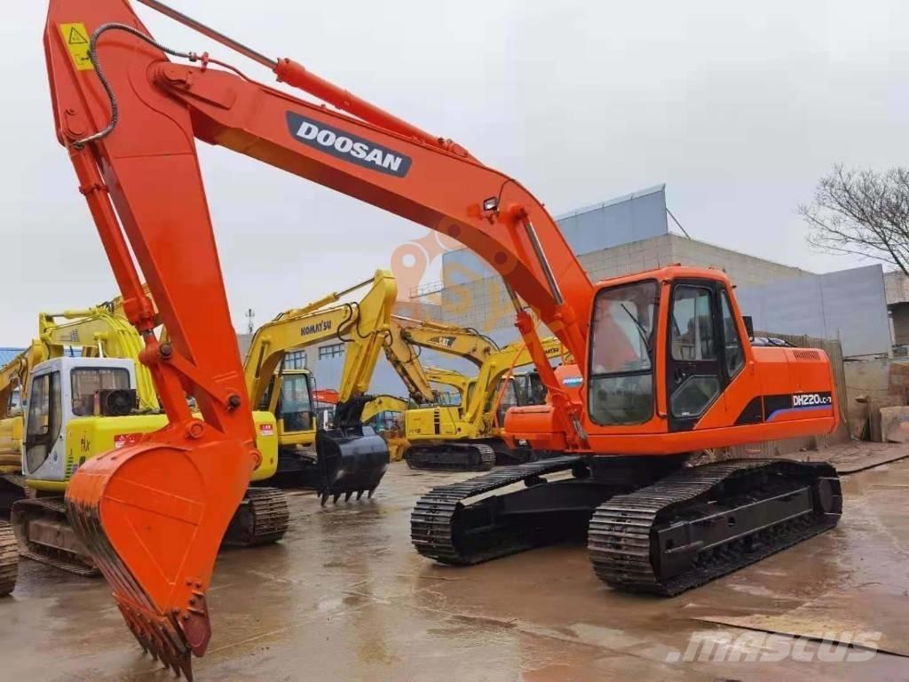 Doosan DX 225 LCA Гусеничные экскаваторы
