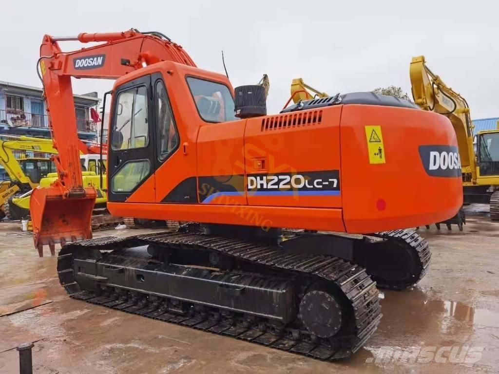 Doosan DX 225 LCA Гусеничные экскаваторы
