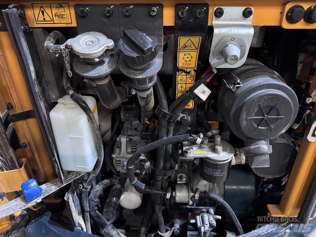 Hyundai R25Z-9 AK Мини-экскаваторы