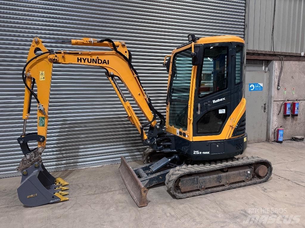 Hyundai R25Z-9 AK Мини-экскаваторы
