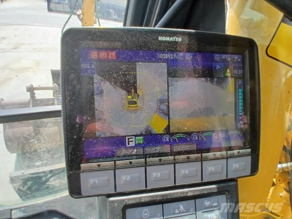 Komatsu PW 148-11 Колёсные экскаваторы