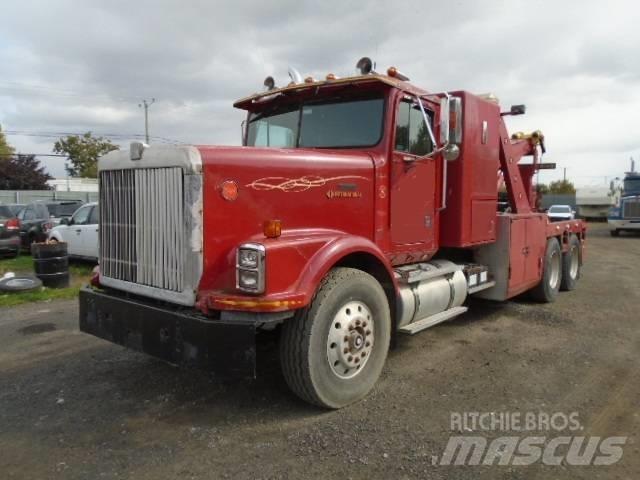 International 9300 Грузовые эвакуаторы