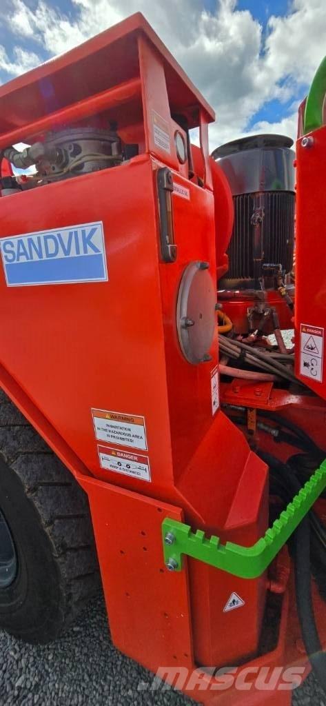Sandvik Axera 5-126 Другая подземная техника