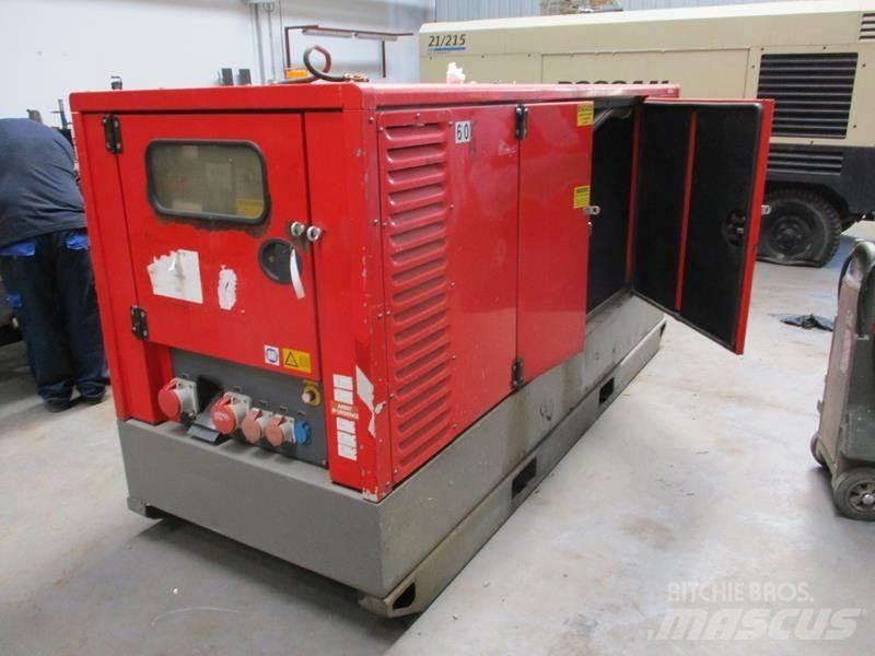 Atlas Copco QAS 60 Дизельные генераторы