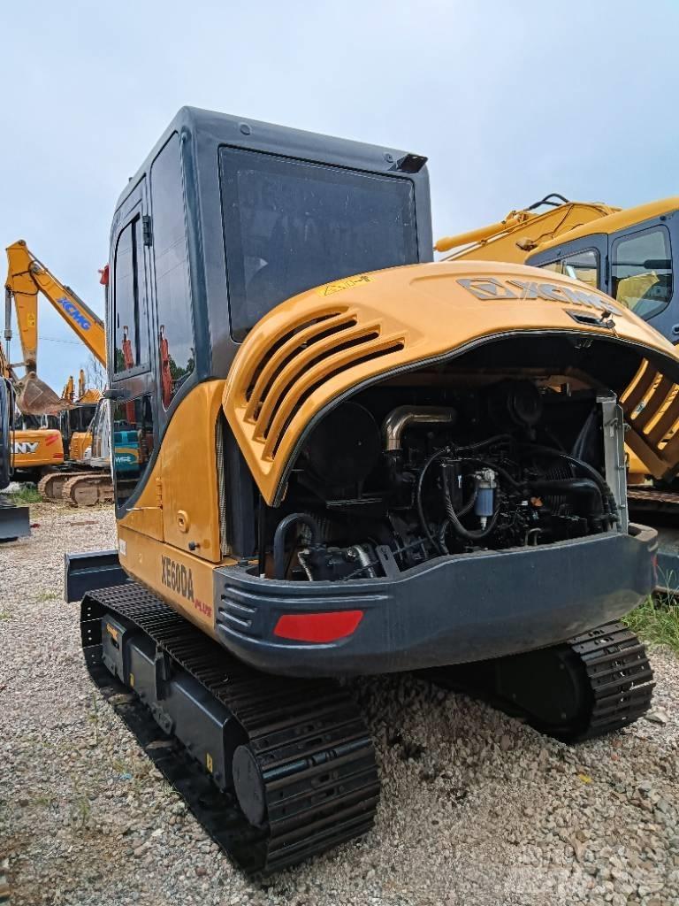 XCMG XE 60 DA Мини-экскаваторы