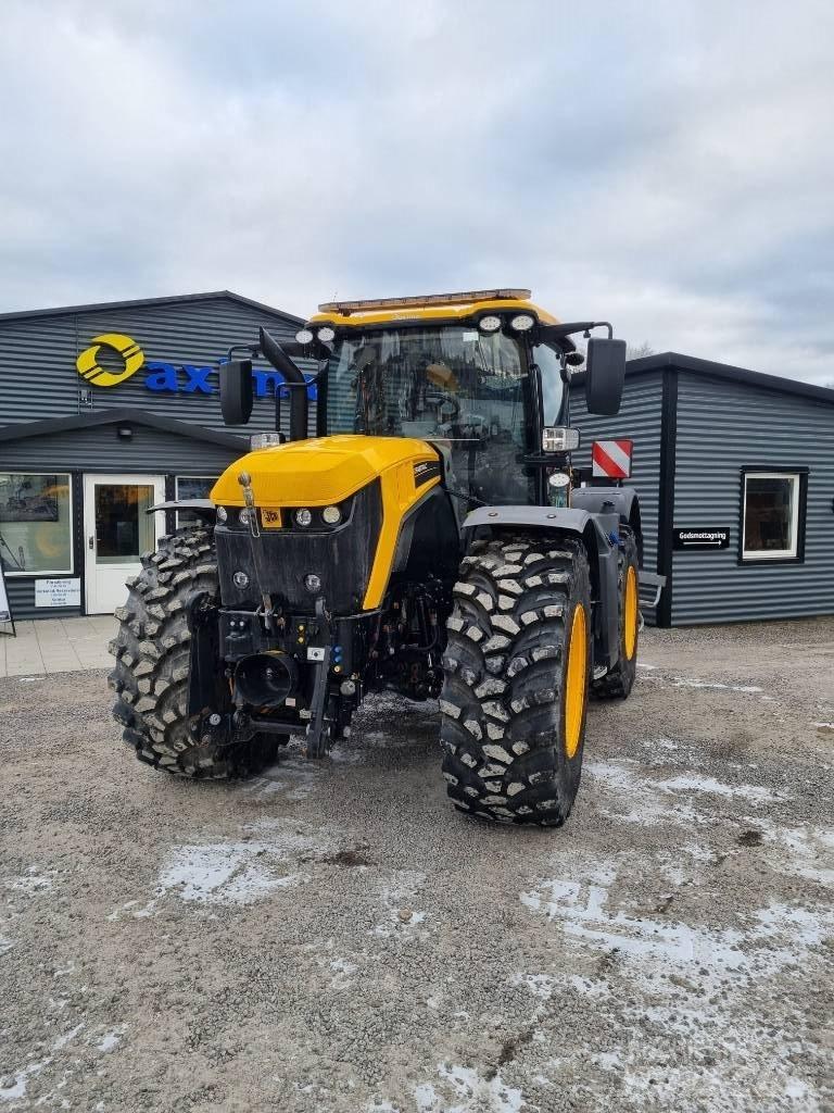 JCB Fastrac 4220 Трактора