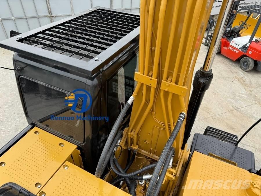 CAT 320D2L Гусеничные экскаваторы