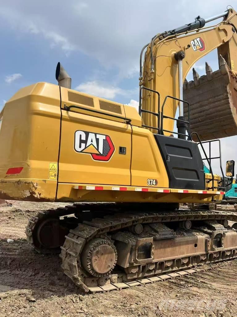 CAT 374 Гусеничные экскаваторы
