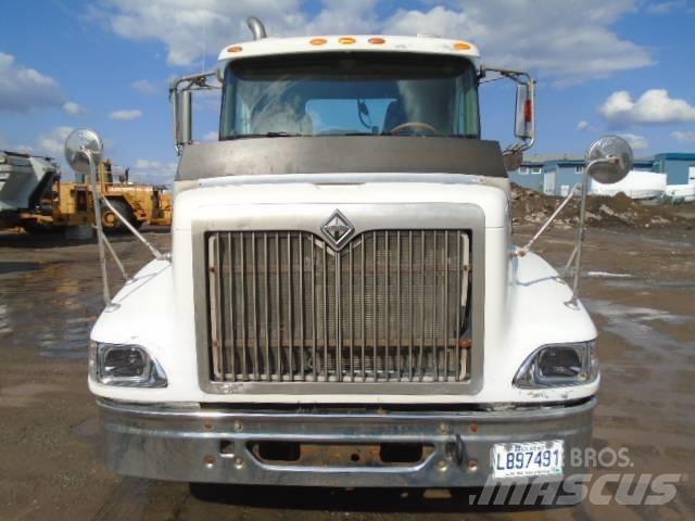 International 9400 i Седельные тягачи