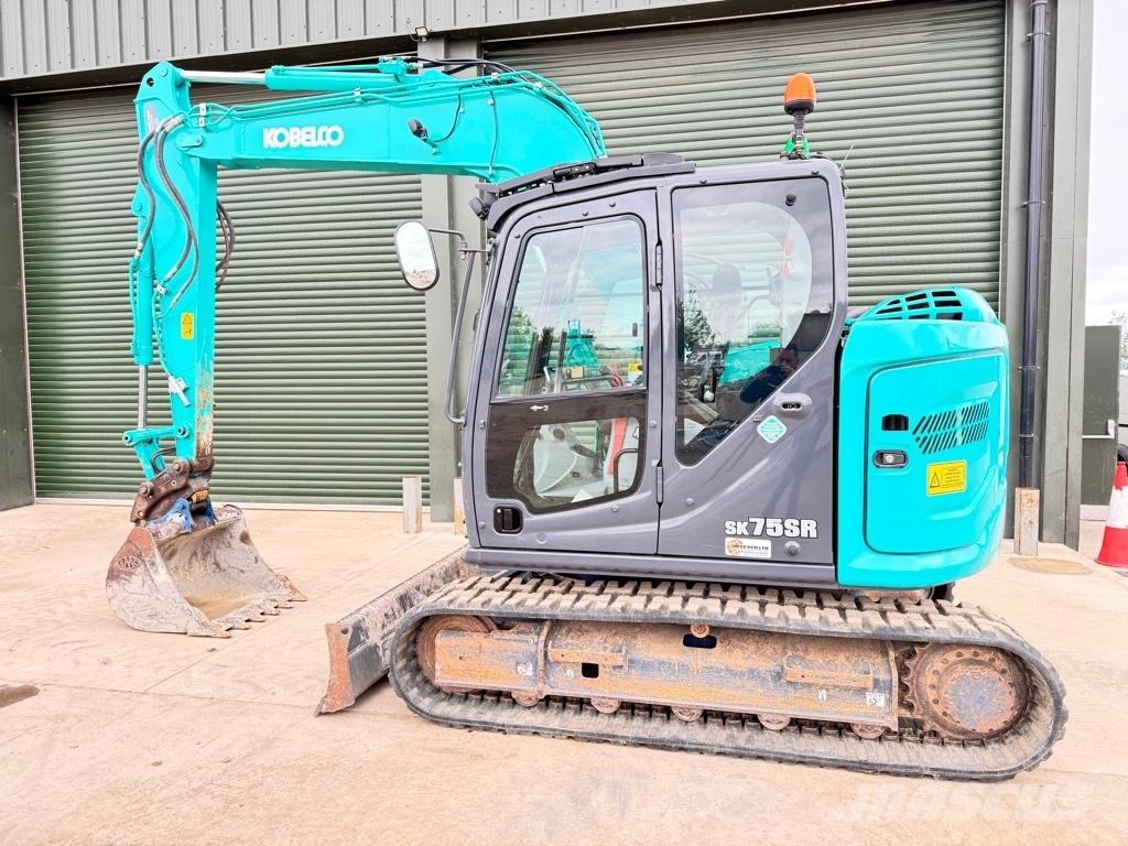 Kobelco SK75SR-7 Малые экскаваторы 7т-12т