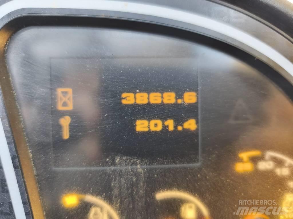 JCB 540-140 Телескопические погрузчики
