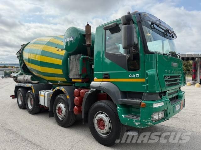 Iveco Trakker 440 Автобетоносмесители
