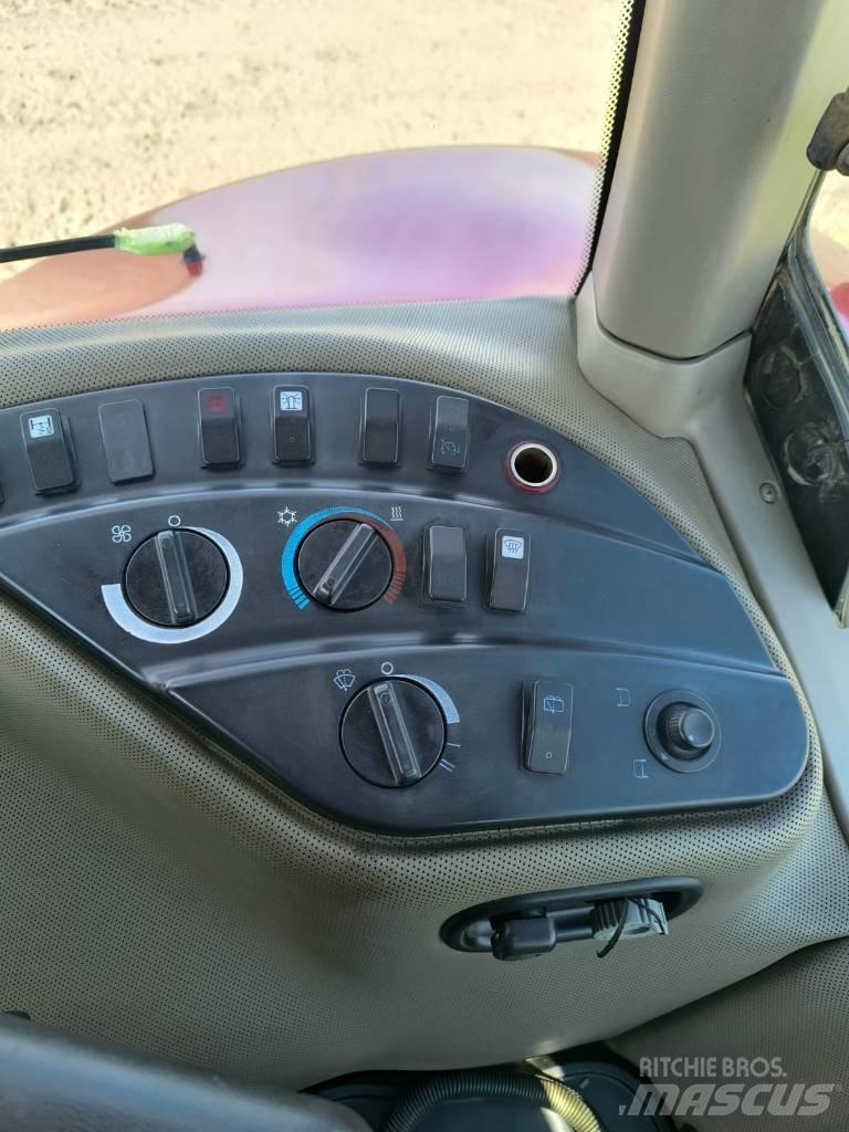 CASE MAGNUM 225 2007 Трактора