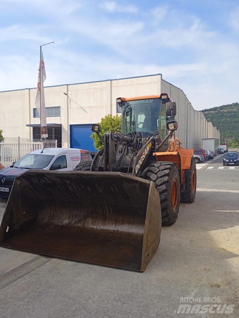 Doosan Dl250-5 Фронтальные погрузчики