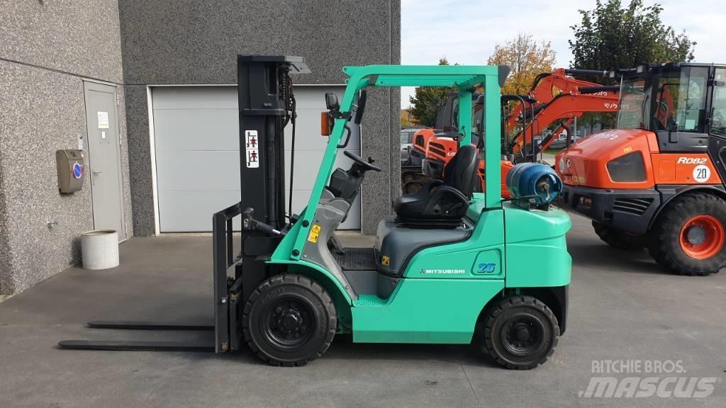 Mitsubishi FGE25NT Газовые погрузчики