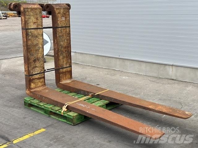 CAT 25-30 ton /988 Паллетные вилы для фронтальных погрузчиков