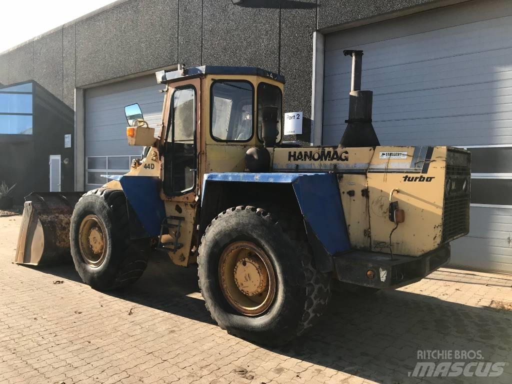 Hanomag 44D Фронтальные погрузчики