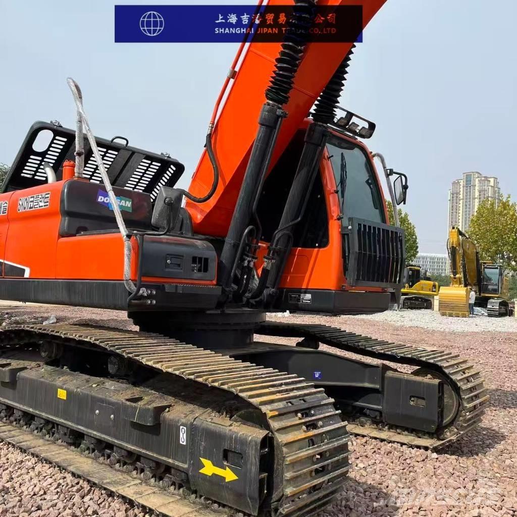 Doosan DX 225 Гусеничные экскаваторы