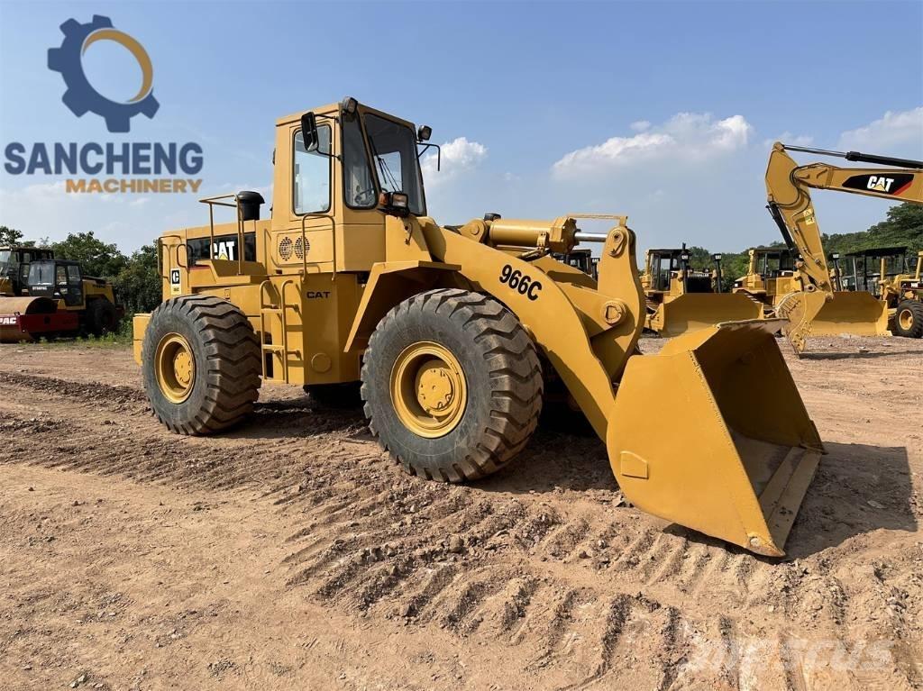 CAT 966C Фронтальные погрузчики